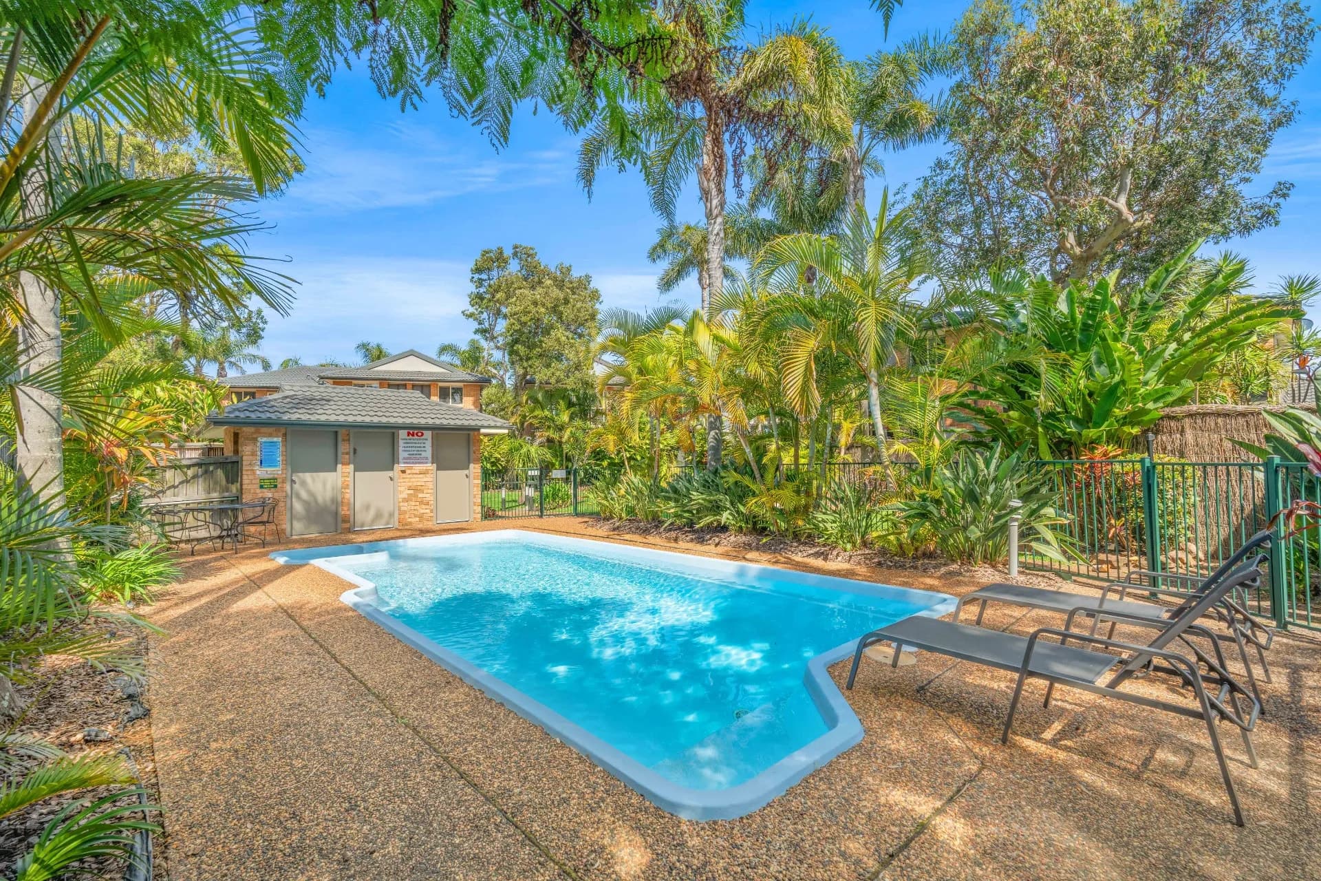 4/58 Ocean View  Drive, Wamberal, NSW, Wamberal - Thumbnail 2