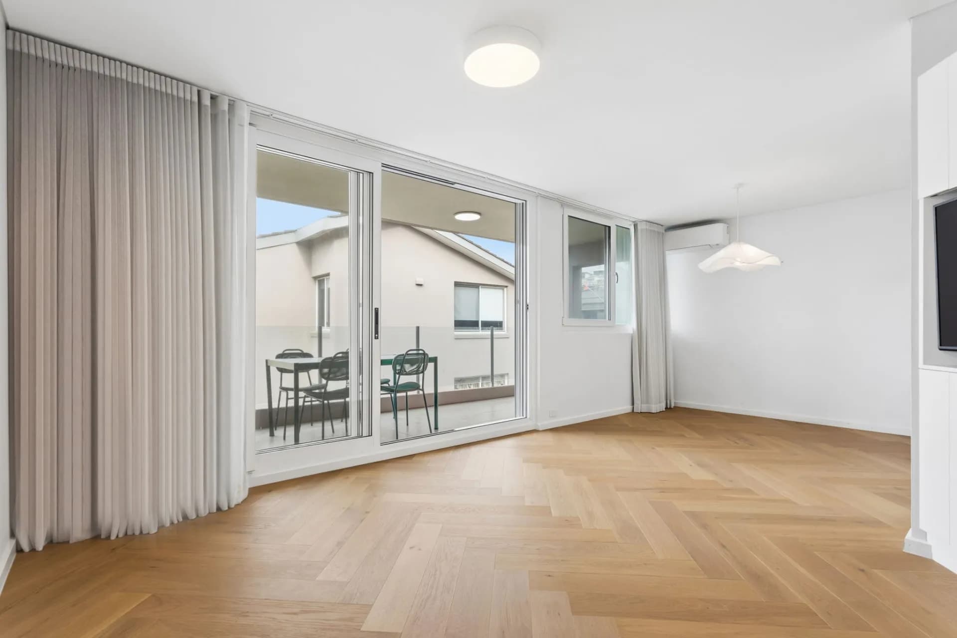 13/3 Pacific Avenue, Tamarama, NSW, Tamarama - Thumbnail 2