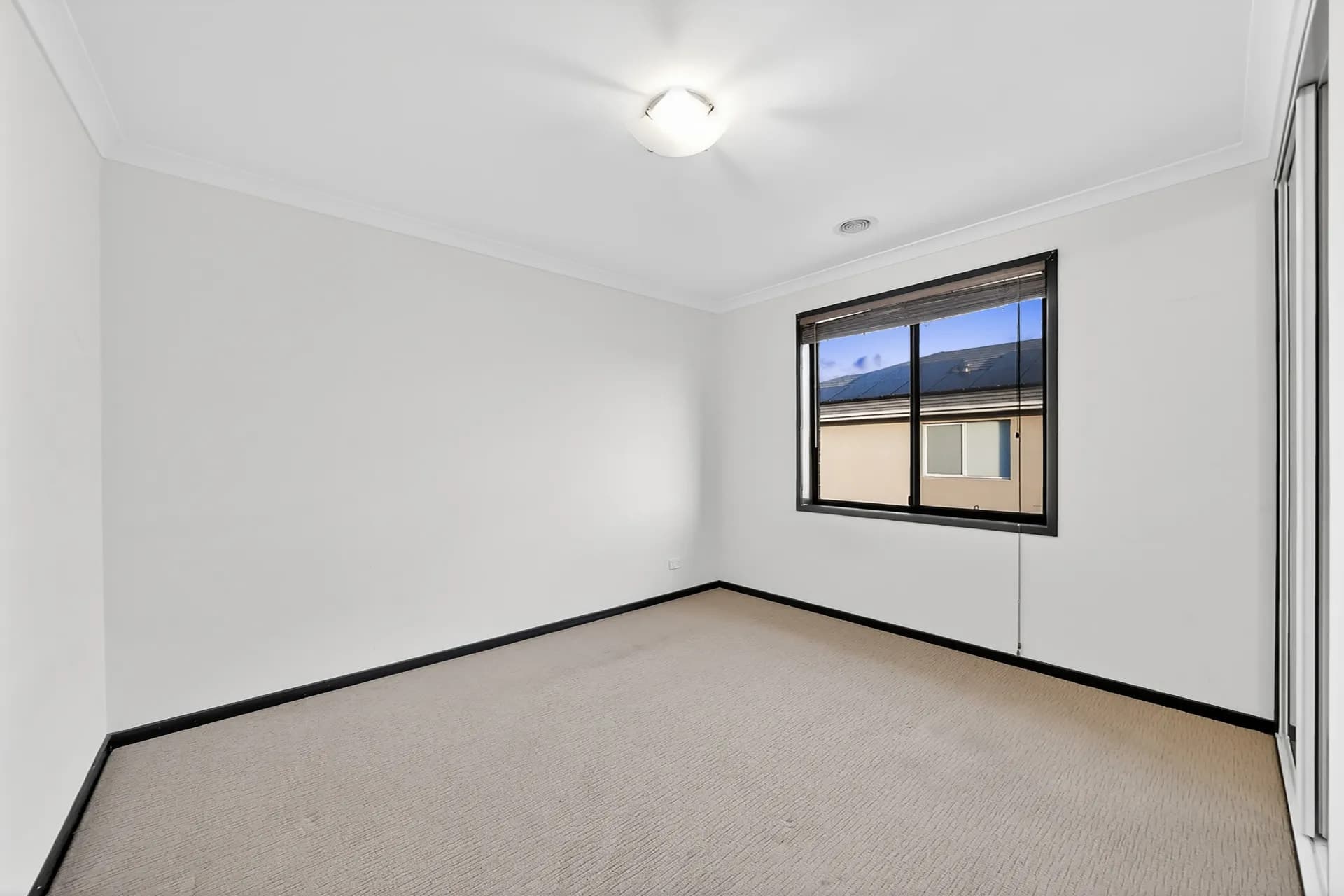 24 Pintail  Street, Williams Landing, VIC, Williams Landing - Thumbnail 7