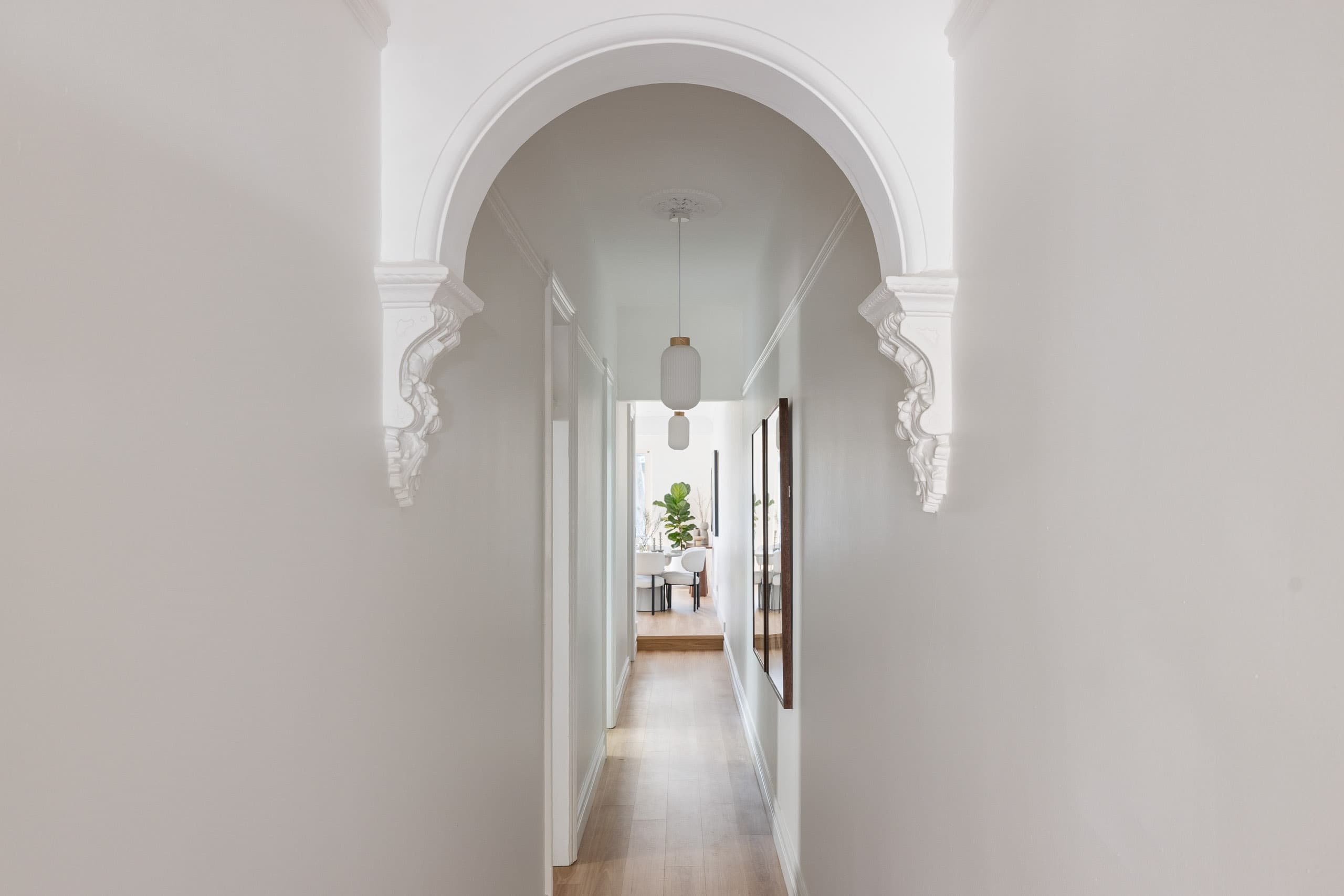10 Albany Road, Stanmore - Thumbnail 2