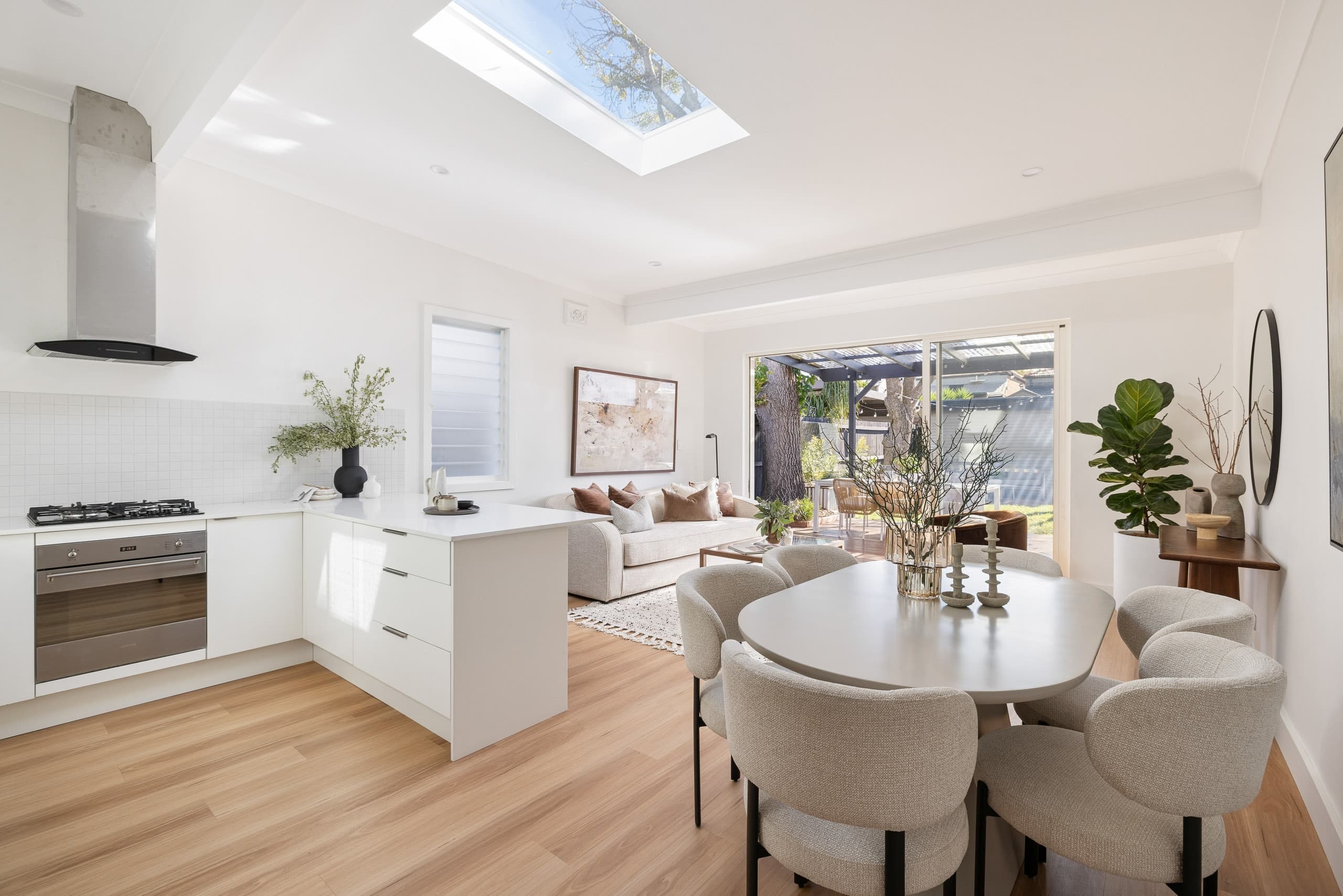 10 Albany Road, Stanmore - Thumbnail 3