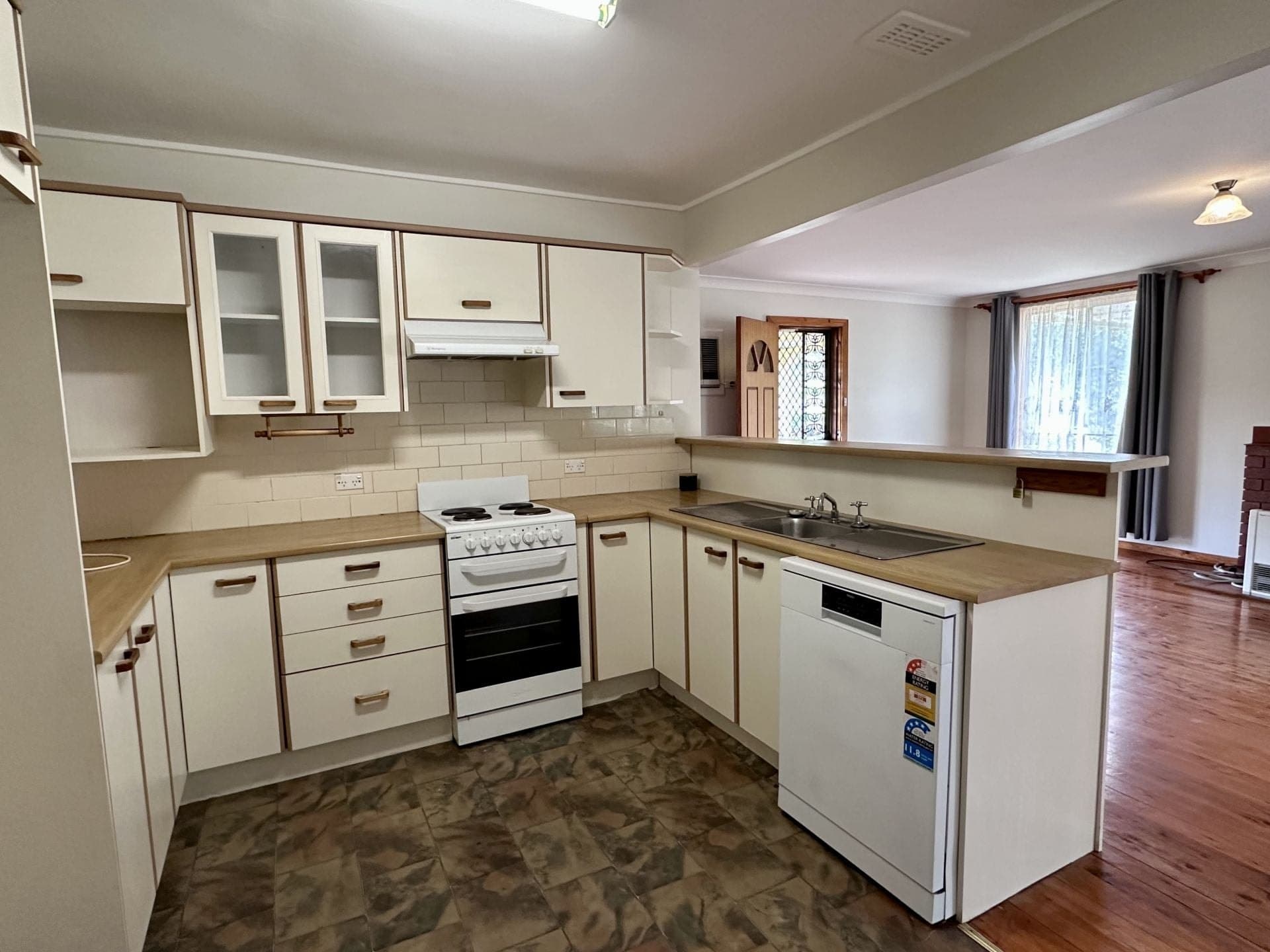 28 Parkes Street, Jugiong NSW, Jugiong - Thumbnail 4