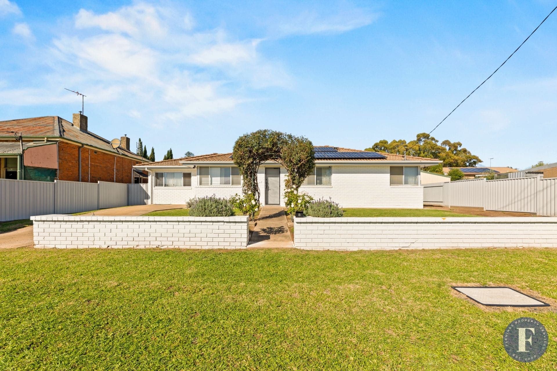 8 Spring Street, Young NSW, Young - Thumbnail 2