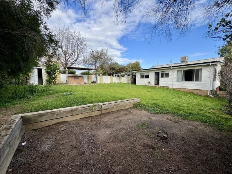 18 Templemore Street, Young NSW, Young - Image 1