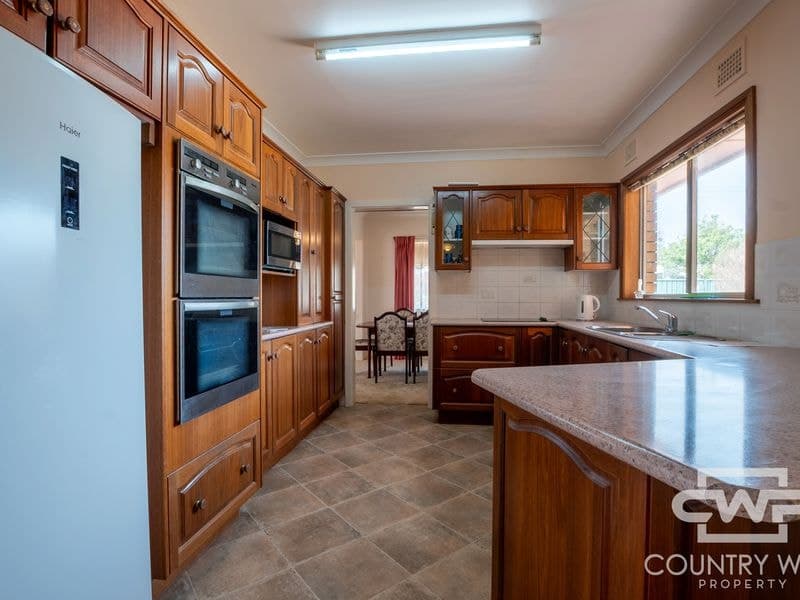 23 Simpson Street, Deepwater, Deepwater - Thumbnail 5
