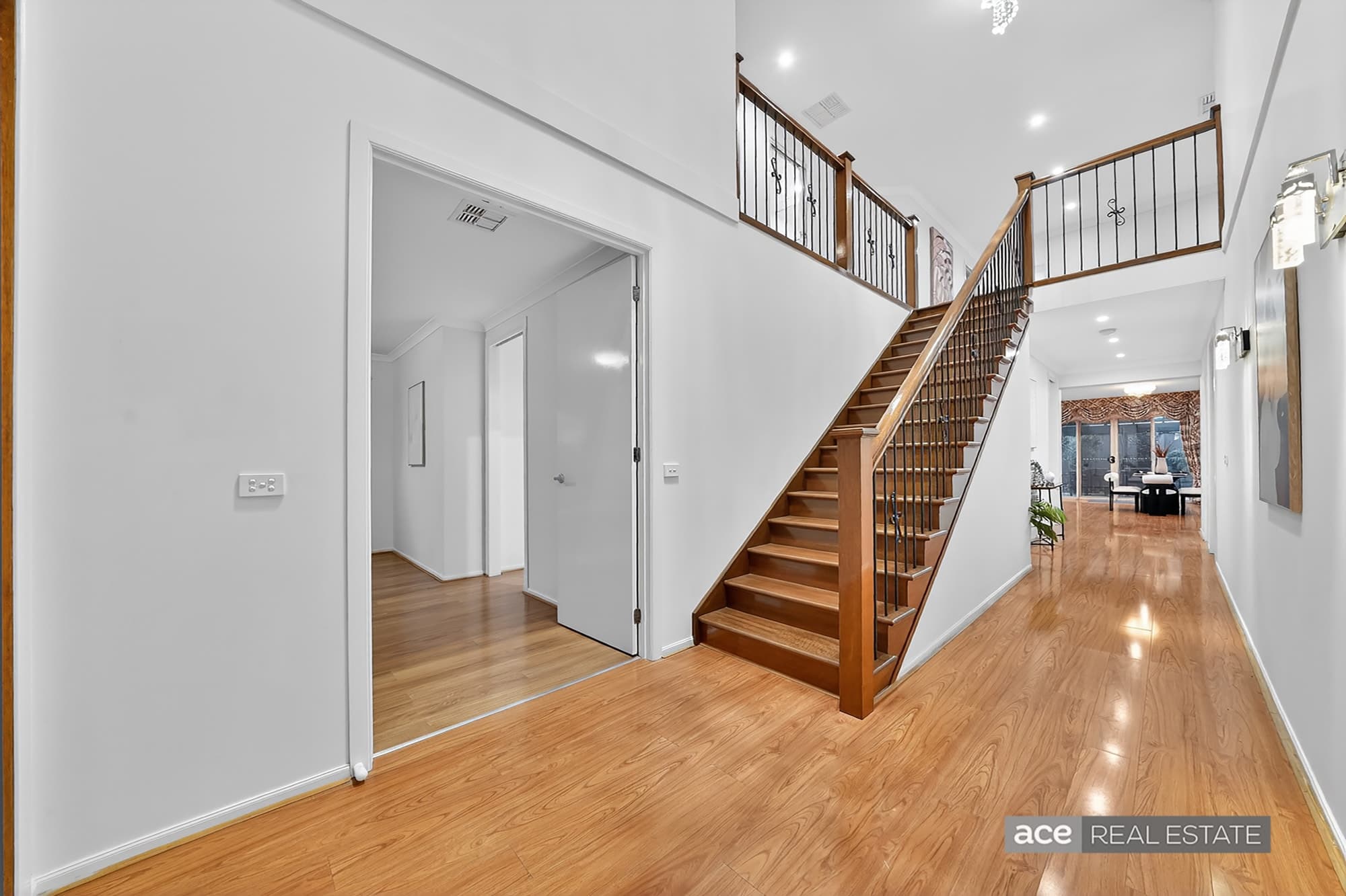 17 Opsum way WILLIAMS LANDING VIC 3027, Williams Landing - Thumbnail 4