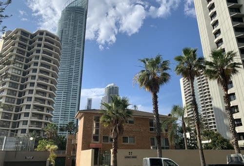 6/27 Enderley Avenue, Surfers Paradise, Surfers Paradise - Image 1