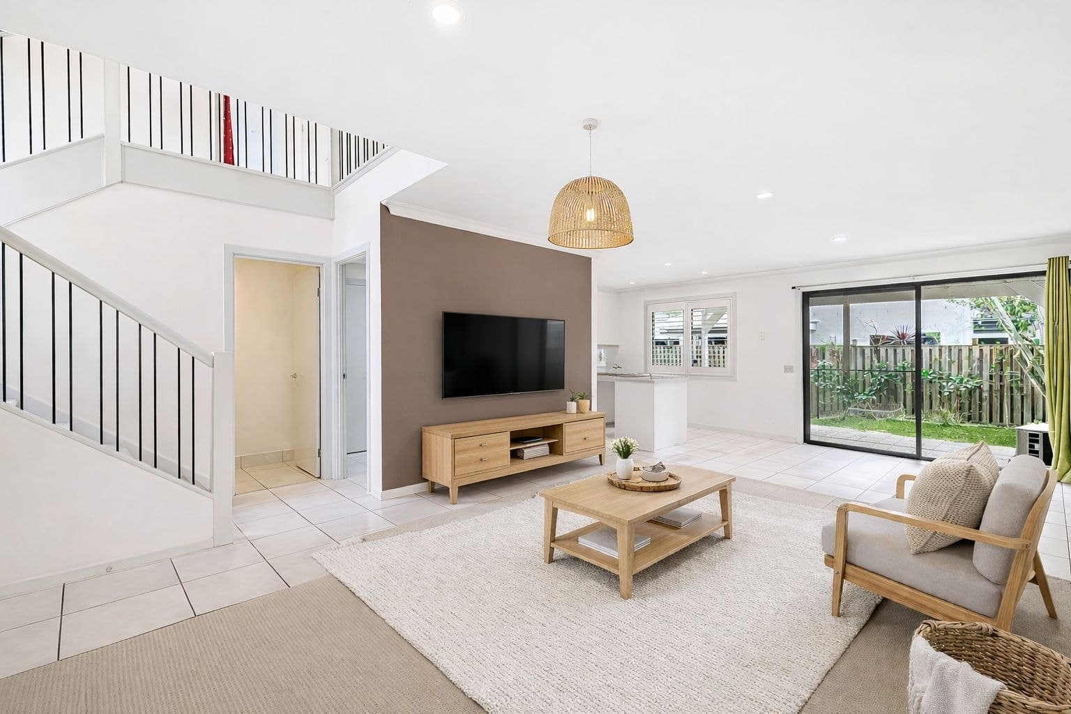 22 Silver Ash Way, Thornleigh, Thornleigh - Thumbnail 3