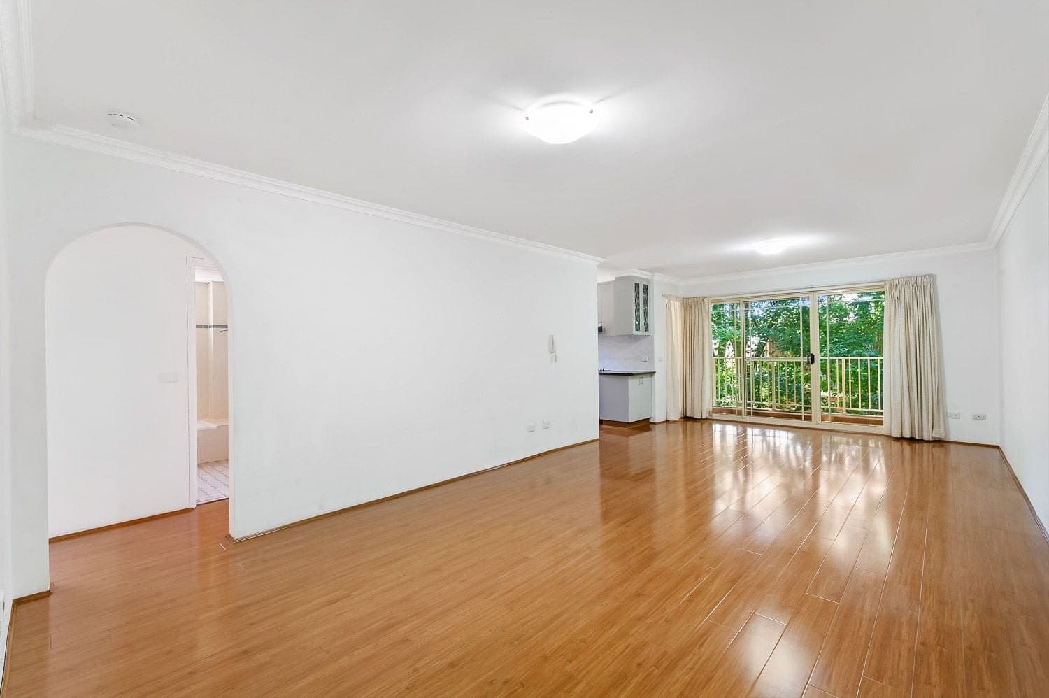 8/2-4 May Street, Hornsby, Hornsby - Thumbnail 3