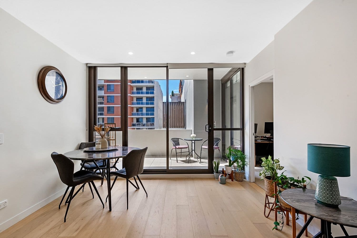 66/117-119 Pacific Highway, Hornsby, Hornsby - Thumbnail 4