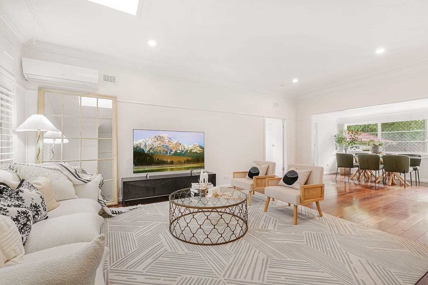 77 Clarke Road, Hornsby, Hornsby - Thumbnail 4