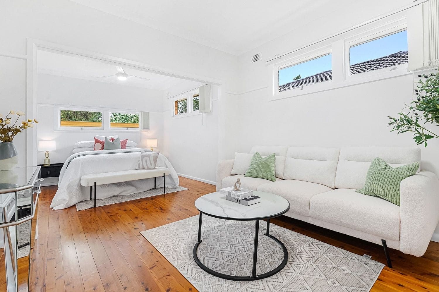 77 Clarke Road, Hornsby, Hornsby - Thumbnail 5