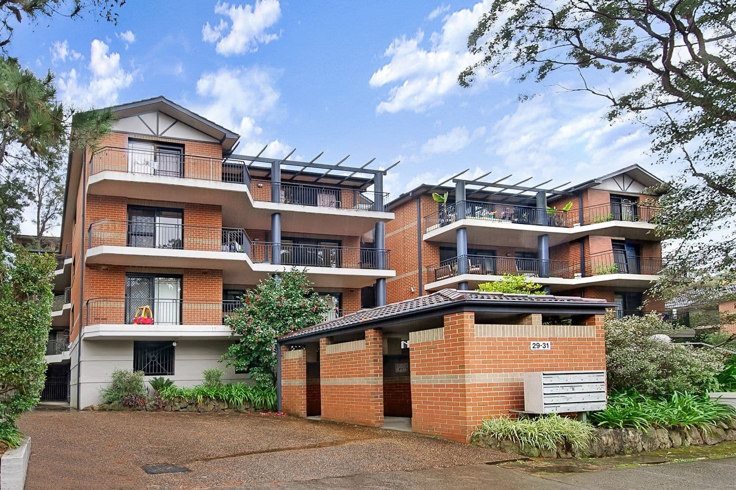 12/29 Sherbrook Road, Hornsby, Hornsby - Thumbnail 2
