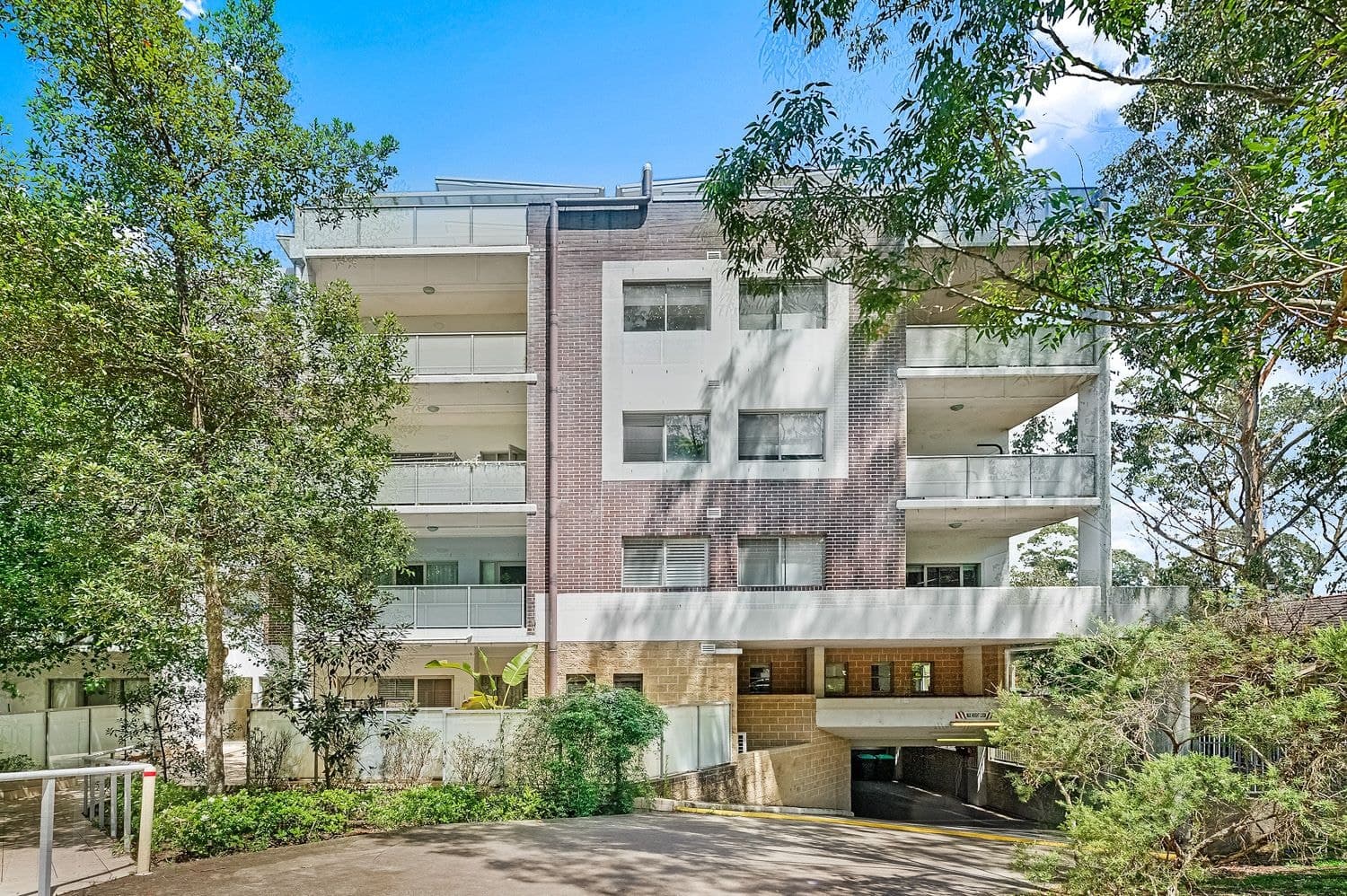 11/2 Bundarra Avenue, Wahroonga, Wahroonga - Thumbnail 2