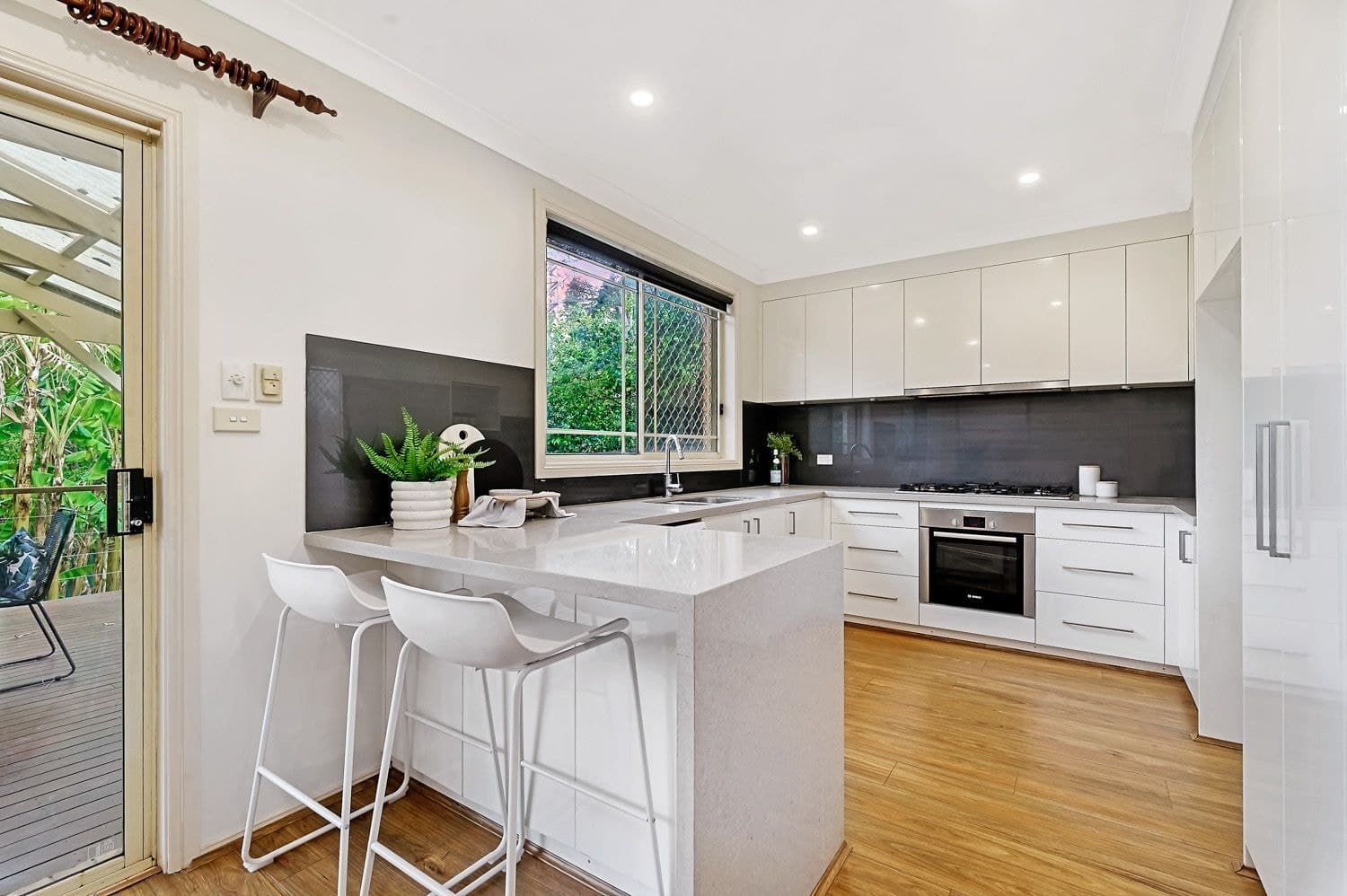 9 Wiltshire Court, Cherrybrook, Cherrybrook - Thumbnail 5