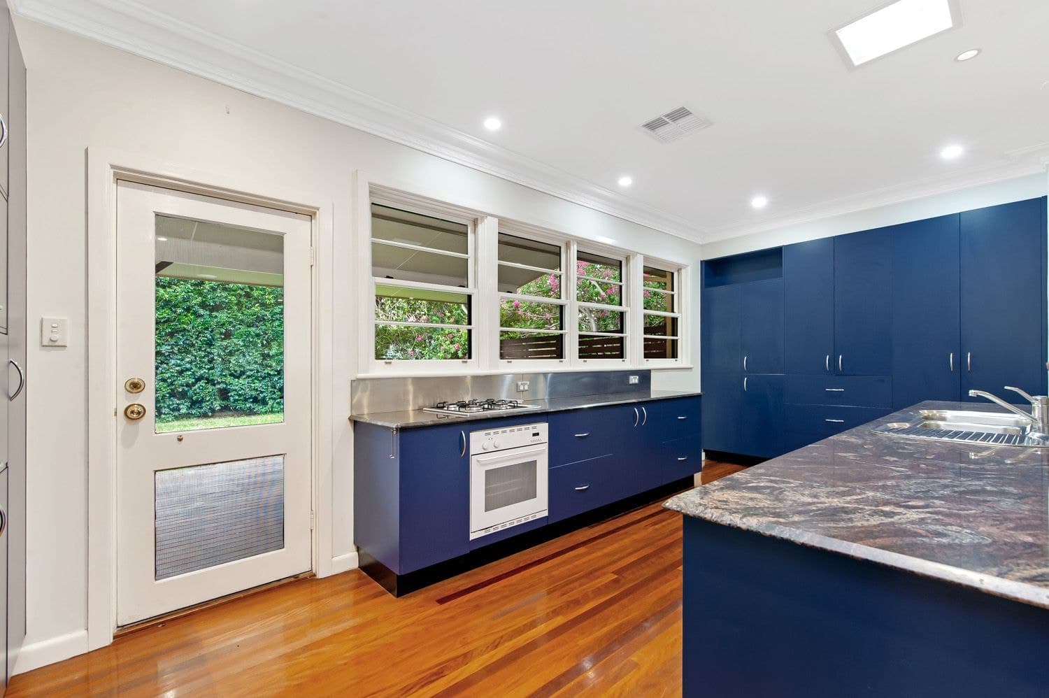 21 Woolcott Avenue, Wahroonga, Wahroonga - Thumbnail 3