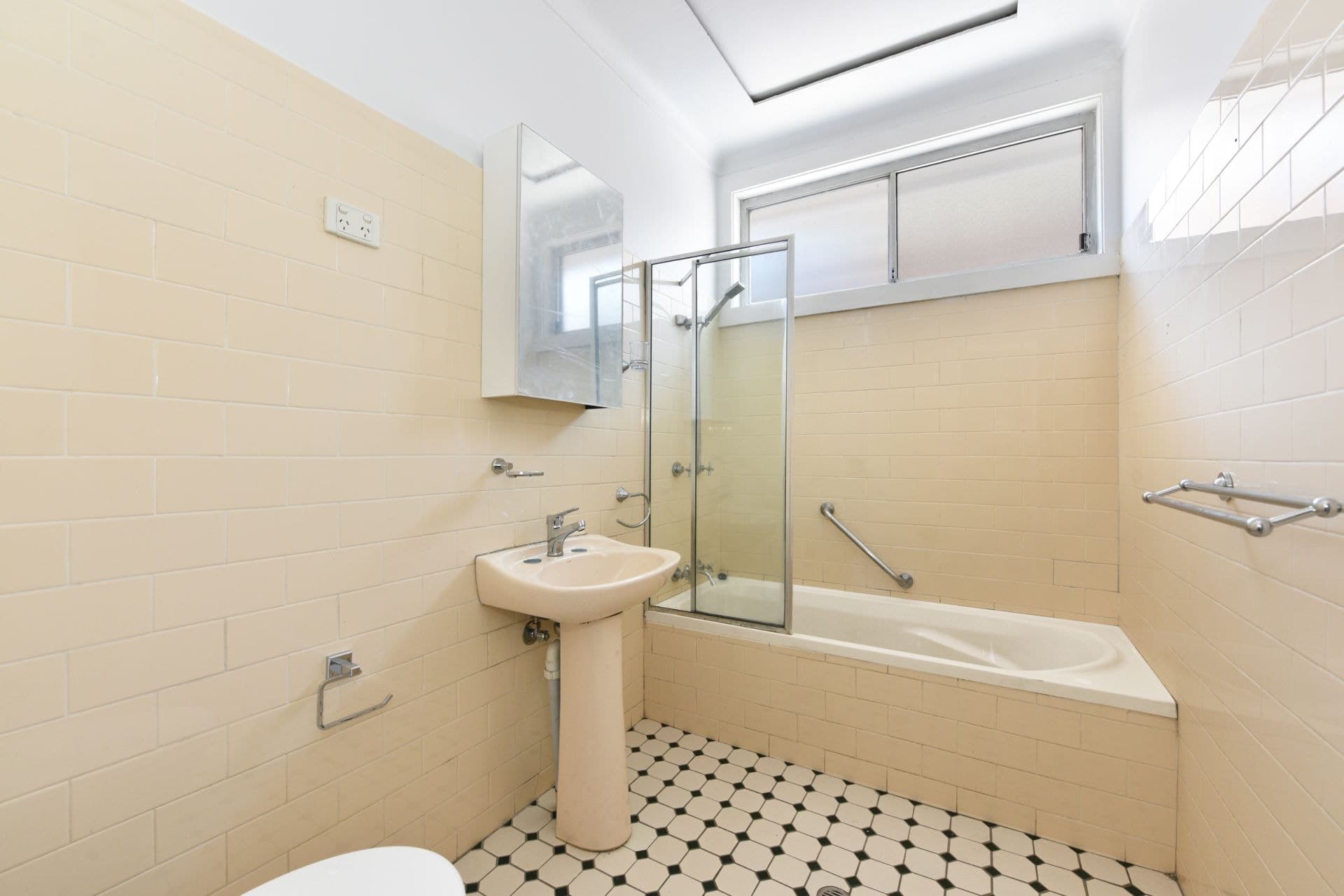 250 Waterloo Road Road, Greenacre, Greenacre - Thumbnail 6