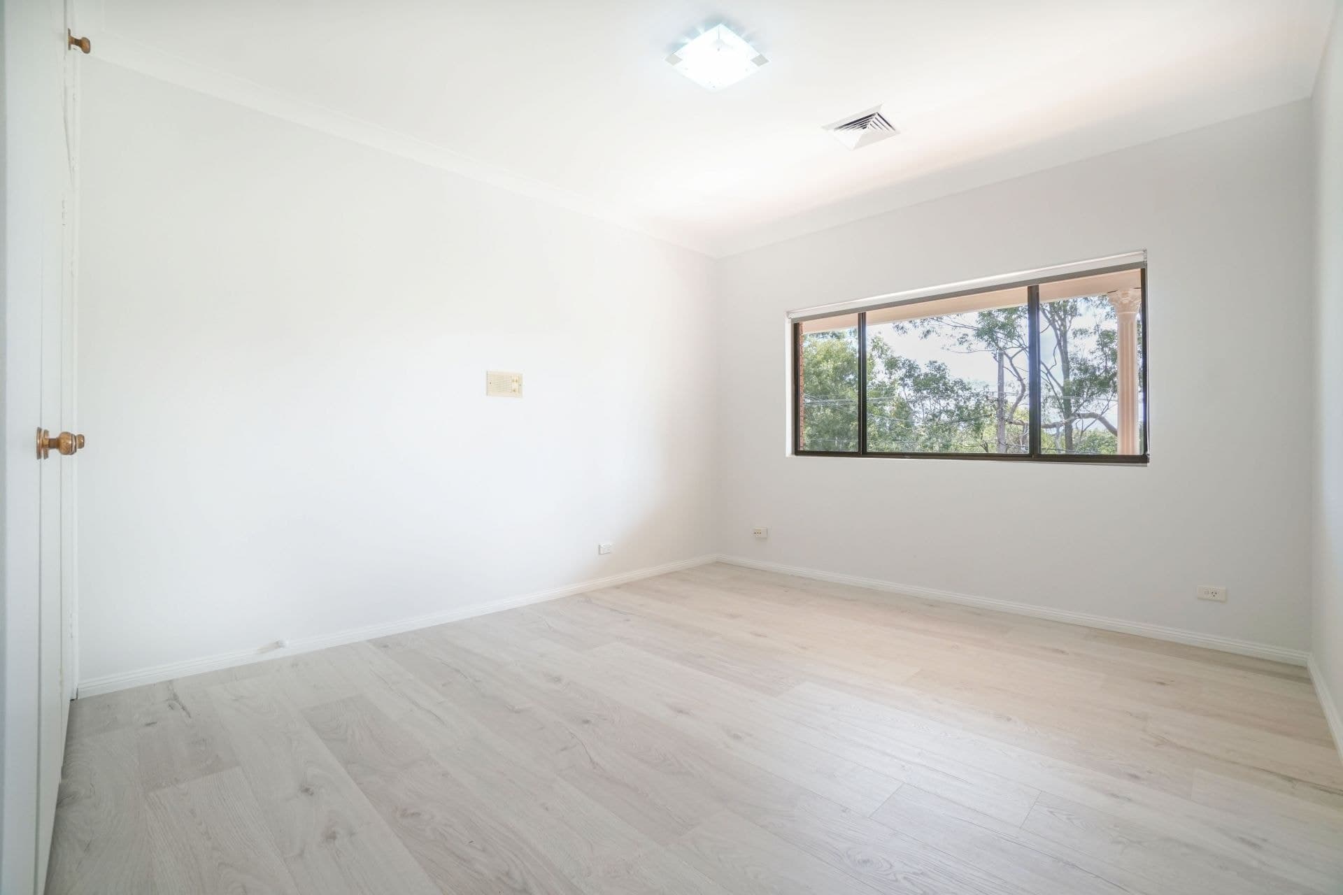37 Yanderra Grove, Cherrybrook, Cherrybrook - Thumbnail 6