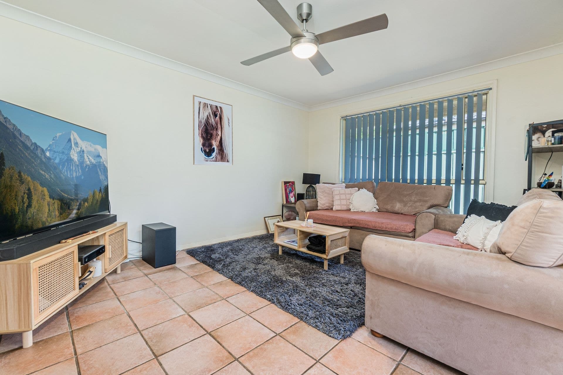 6 Yorlin Place, Rouse Hill, Rouse Hill - Thumbnail 4