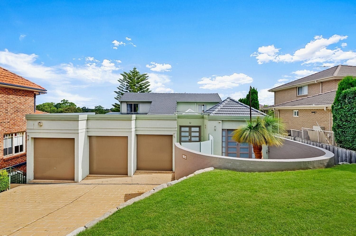 10 Gardenia Place, Castle Hill, Castle Hill - Thumbnail 2