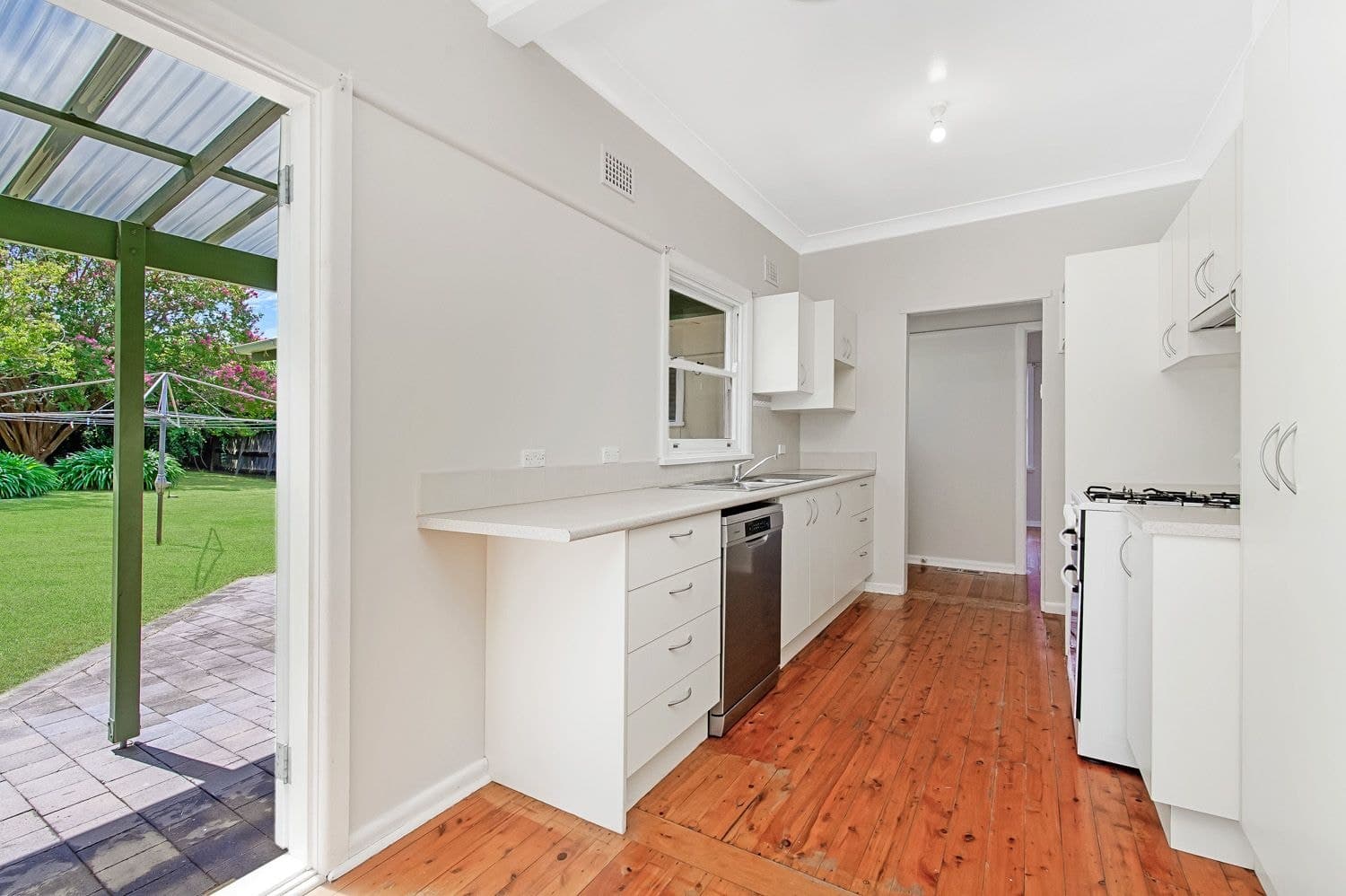 34 Oakleigh Avenue, Thornleigh, Thornleigh - Thumbnail 3