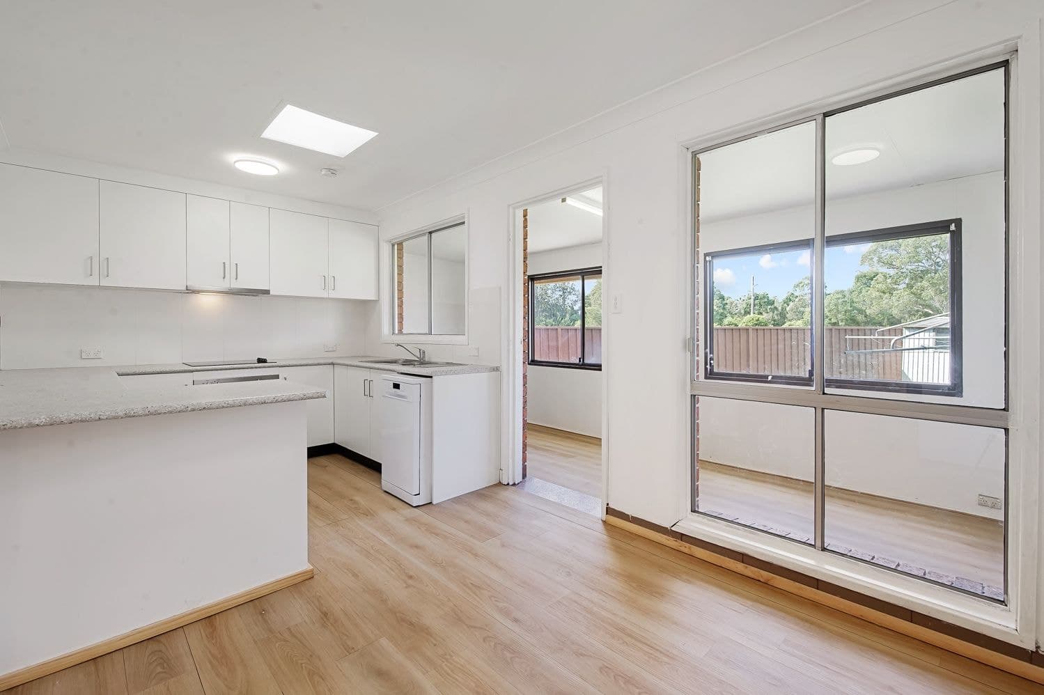 28 Jasmine Avenue, Quakers Hill, Quakers Hill - Thumbnail 5