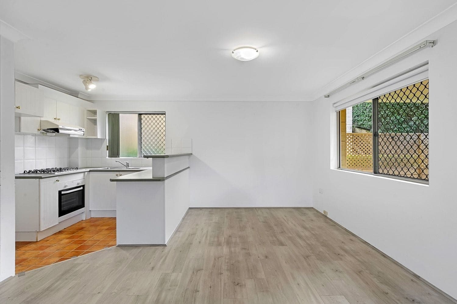 1/37-39 Sherbrook Road, Hornsby, Hornsby - Thumbnail 3