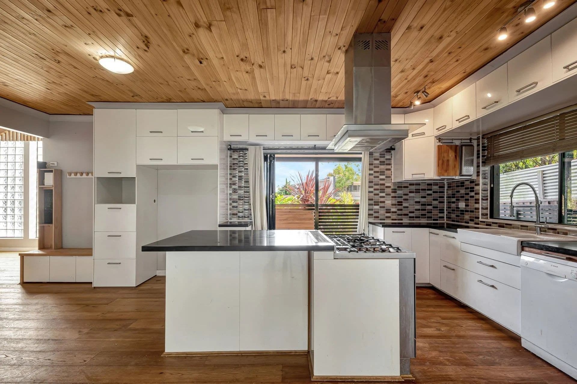 10 Sirius Street, Dundas Valley, Dundas Valley - Thumbnail 3