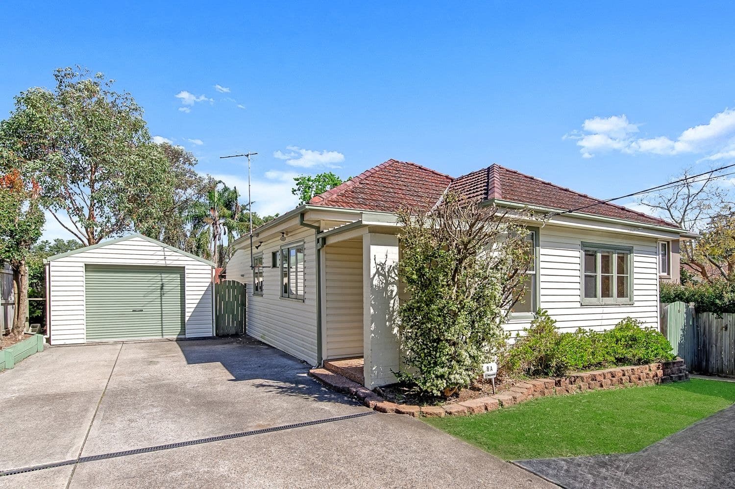 8 Ku-Ring-Gai Chase Road, Mount Colah, Mount Colah - Thumbnail 2