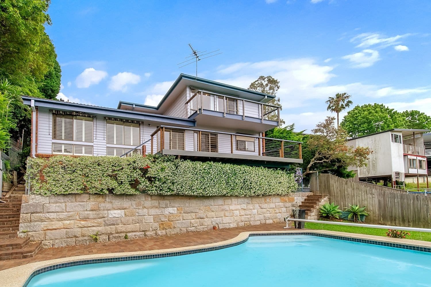 7 Camiri Street, Hornsby Heights, Hornsby Heights - Thumbnail 2