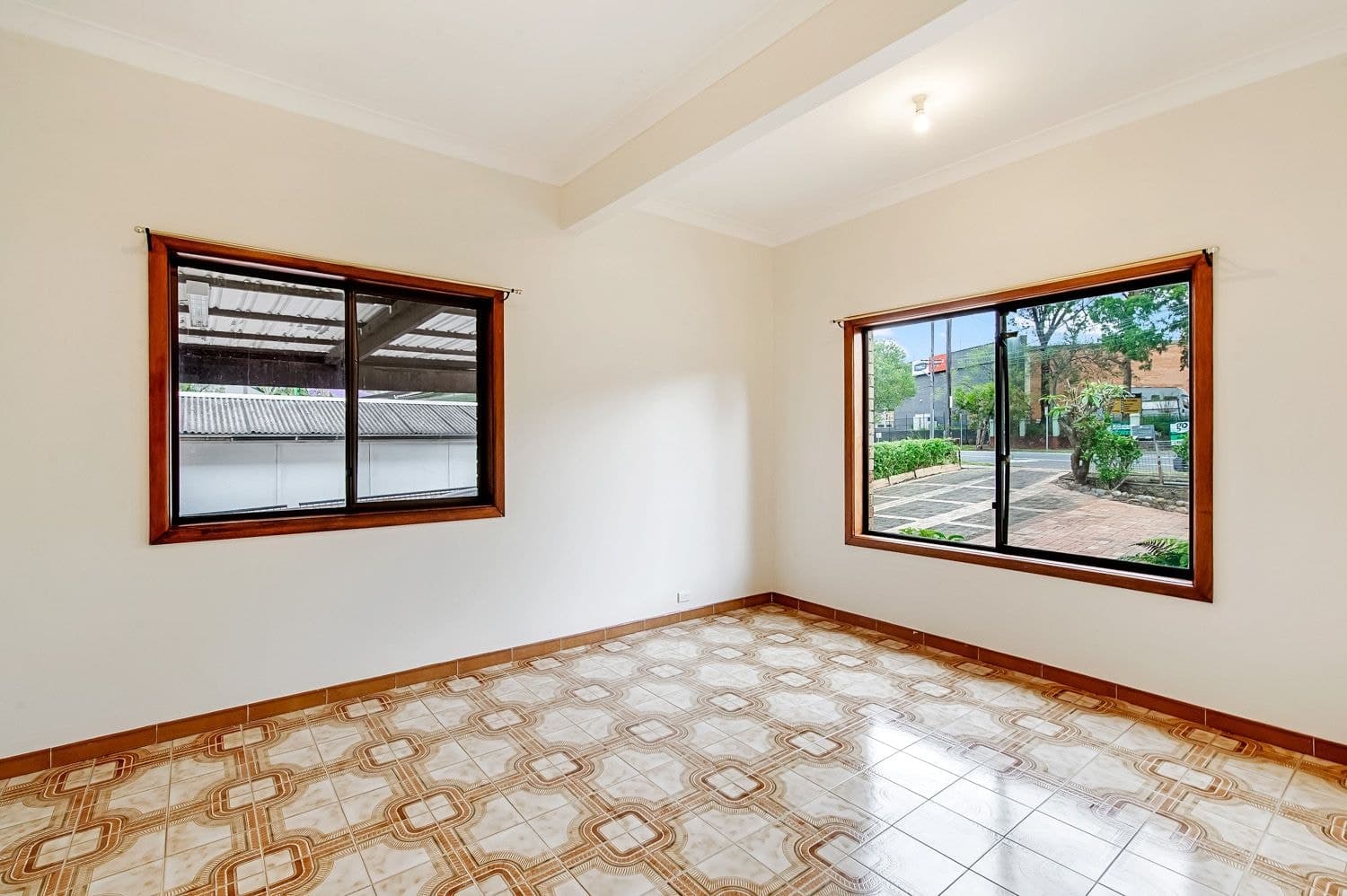 6 Sefton Road, Thornleigh, Thornleigh - Thumbnail 5