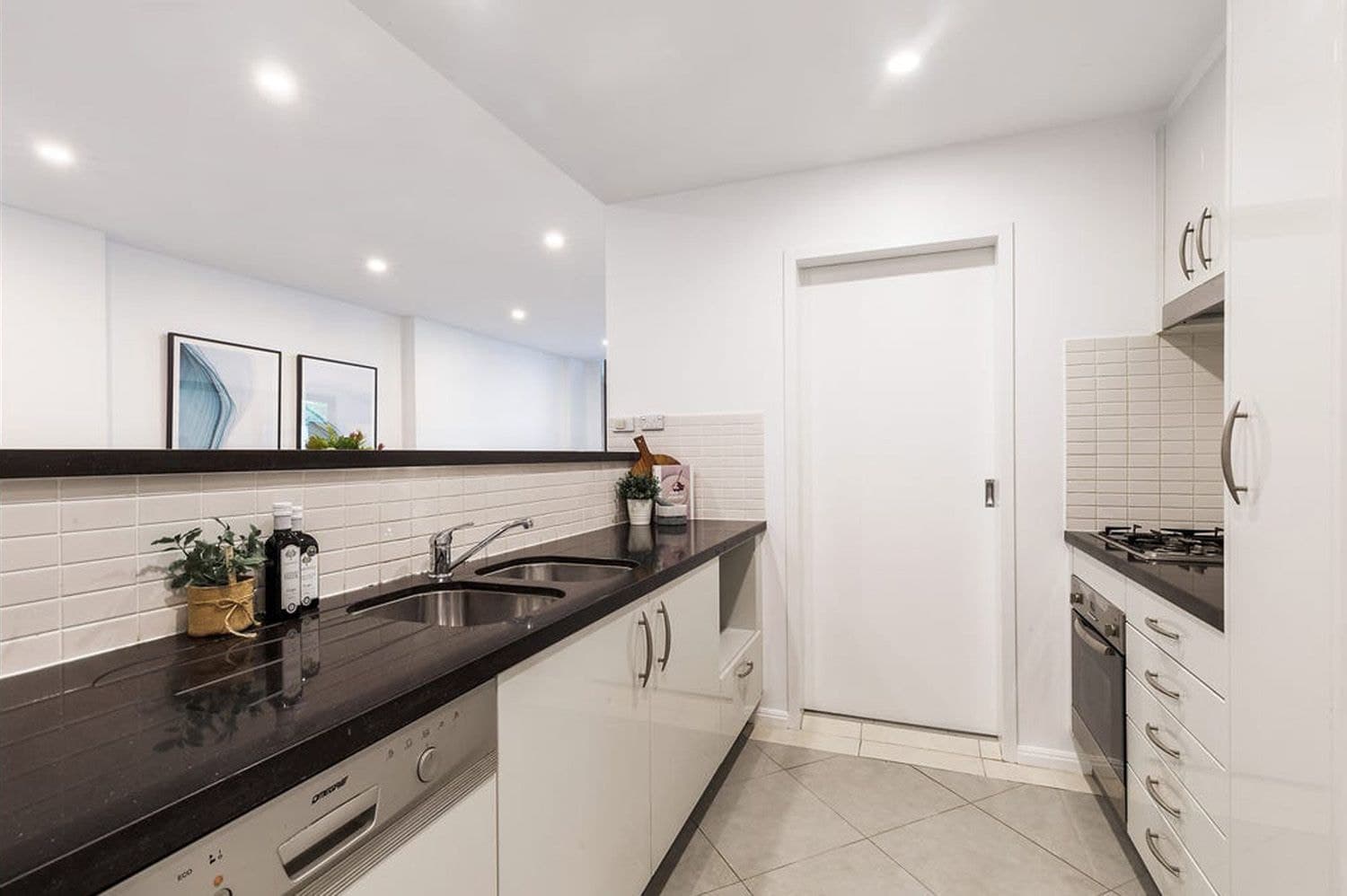 102/2C Munderah Street, Wahroonga, Wahroonga - Thumbnail 3