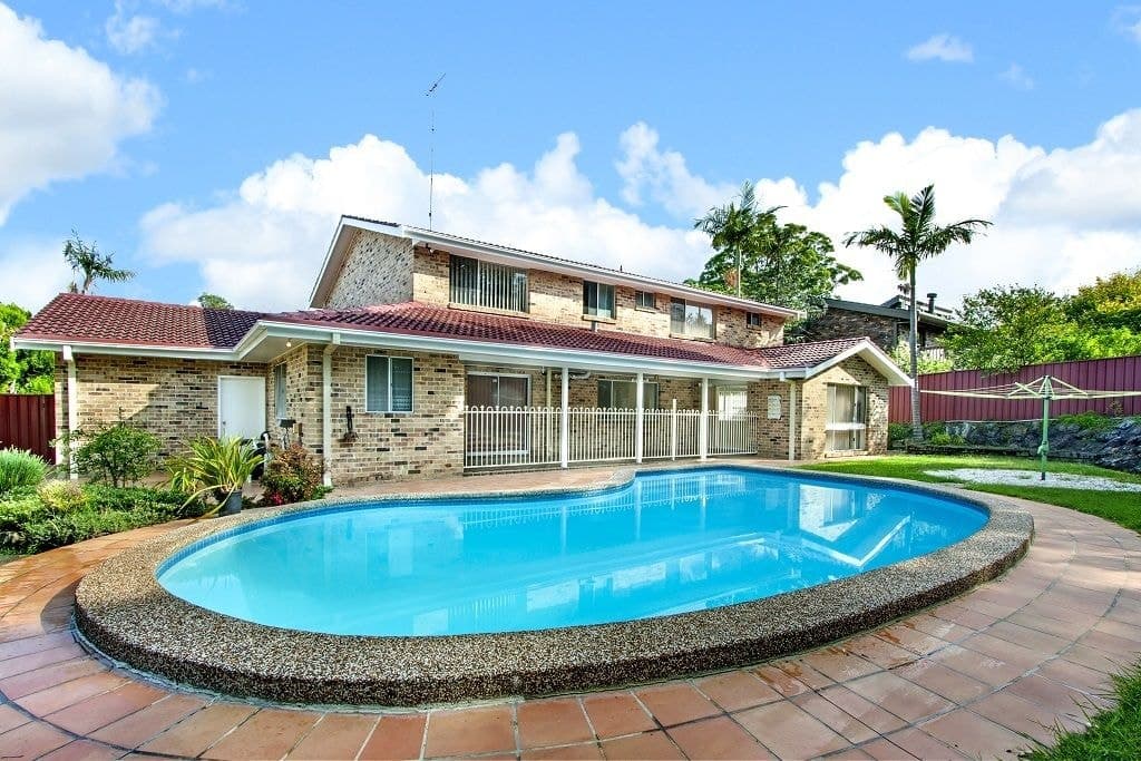 12 Lockhart Avenue, Castle Hill, Castle Hill - Image 1