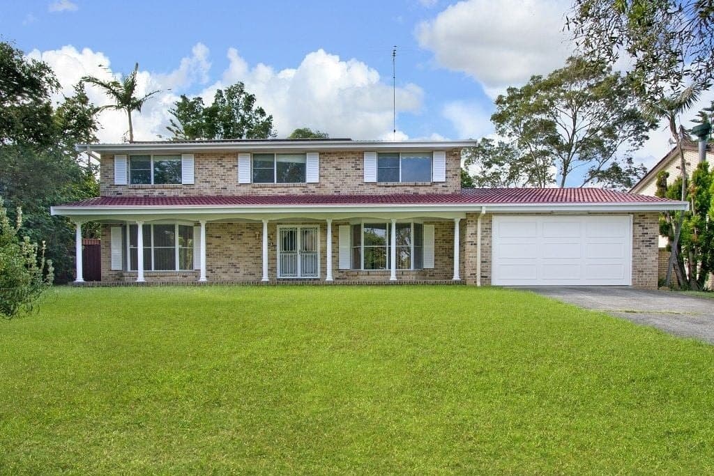 12 Lockhart Avenue, Castle Hill, Castle Hill - Thumbnail 2
