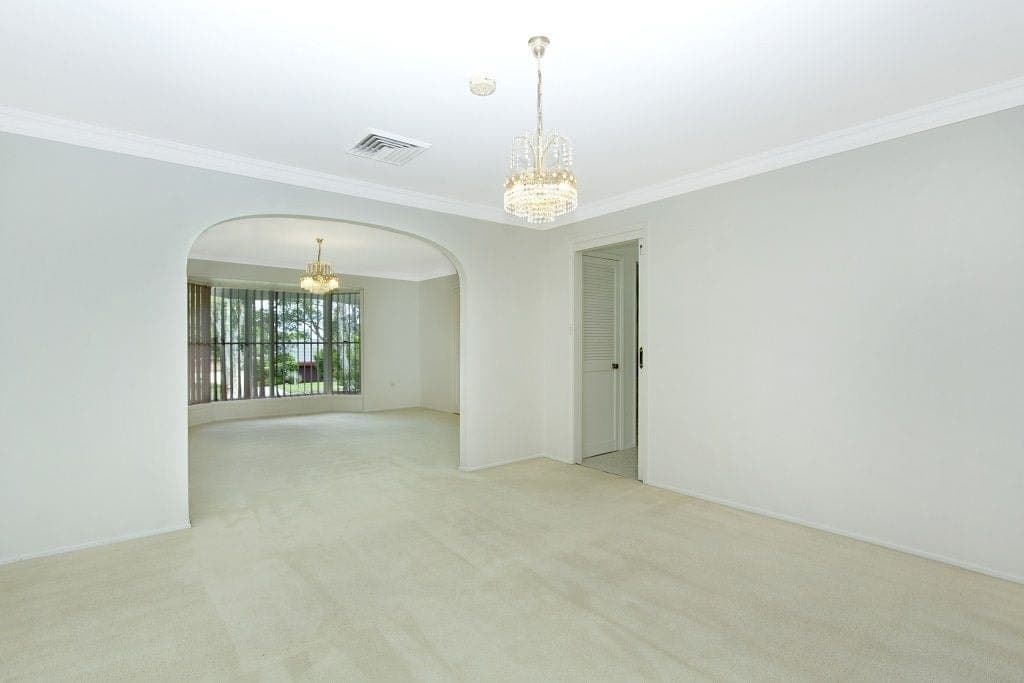 12 Lockhart Avenue, Castle Hill, Castle Hill - Thumbnail 3