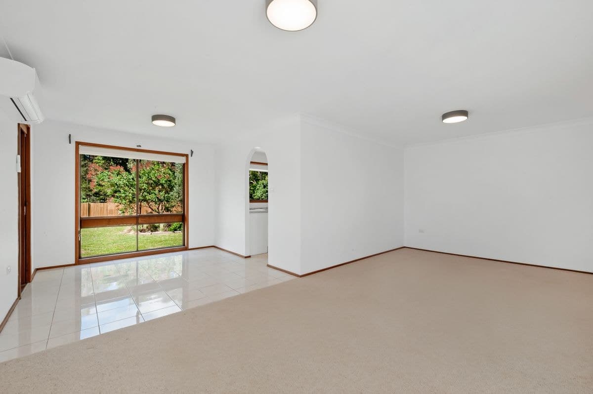 6 Western Crescent, Westleigh, Westleigh - Thumbnail 3