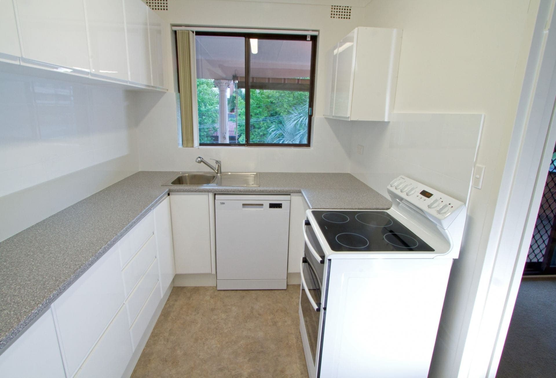 9/10A Muriel Street, Hornsby, Hornsby - Thumbnail 5