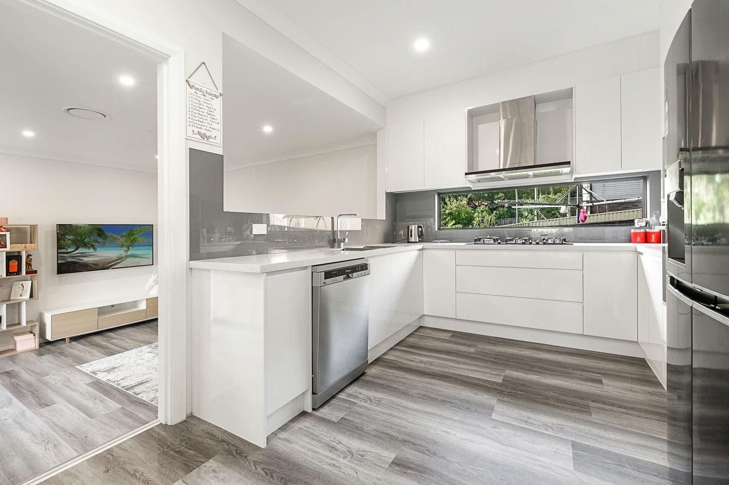 28a Hinemoa Avenue, Normanhurst, Normanhurst - Thumbnail 4
