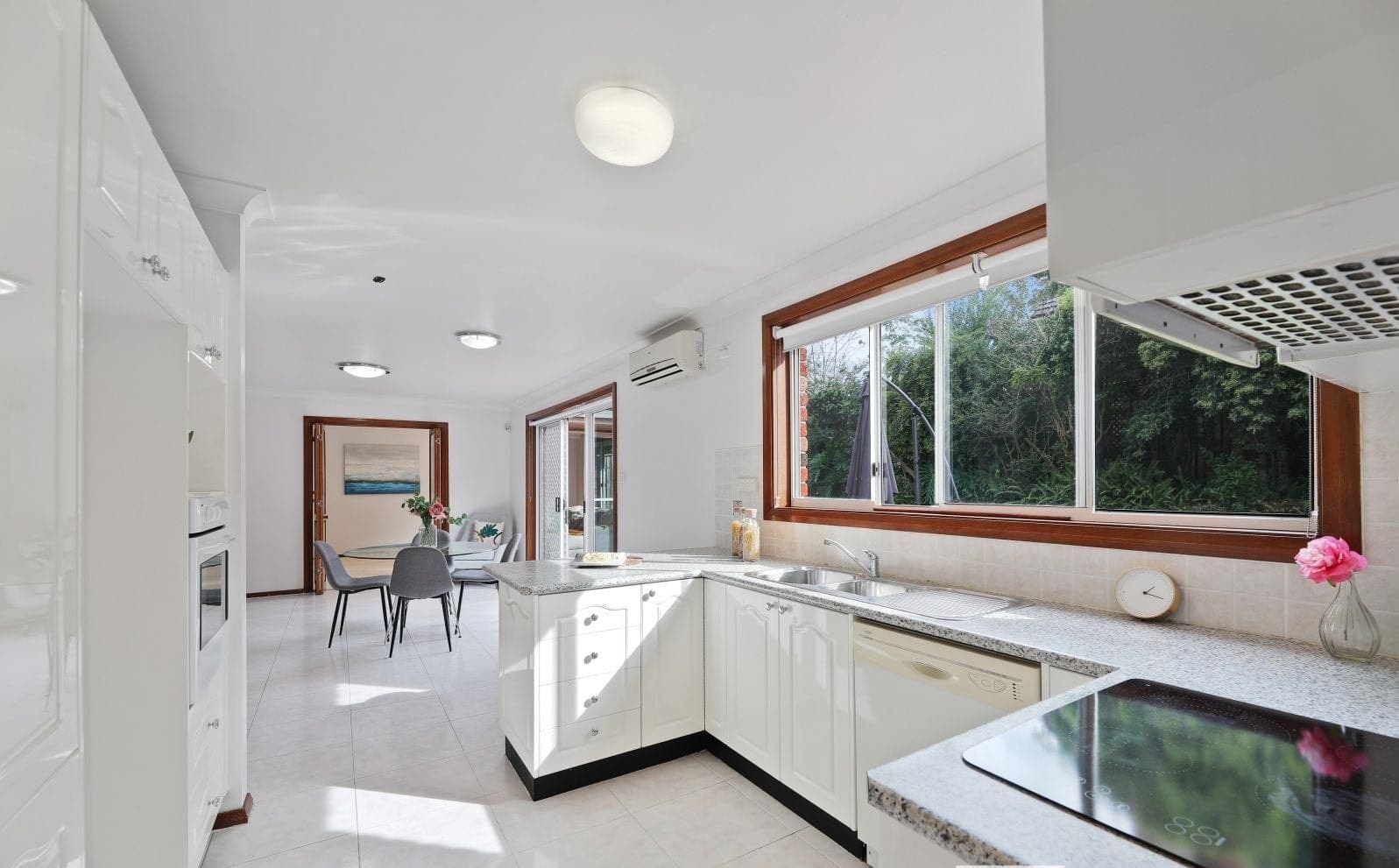 15 Salisbury Downs Drive, West Pennant Hills, West Pennant Hills - Thumbnail 4