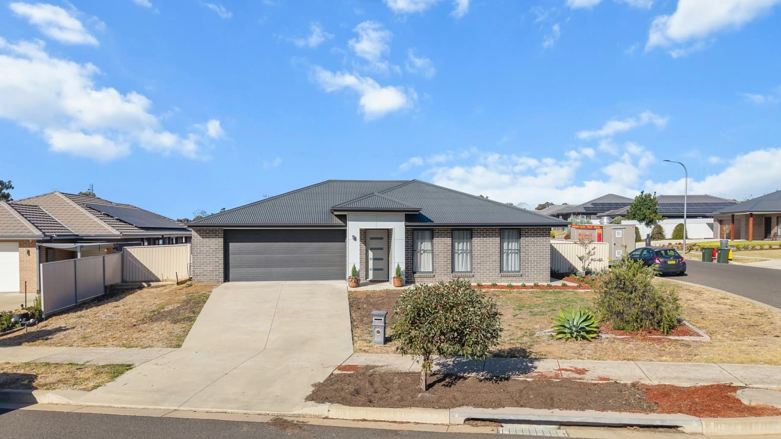 6 Appaloosa Place, TAMWORTH, Tamworth - Thumbnail 2