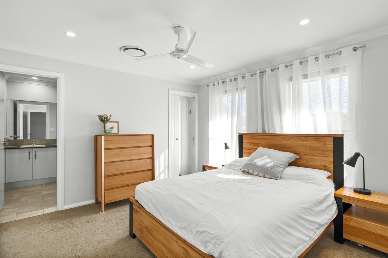6 Appaloosa Place, TAMWORTH, Tamworth - Thumbnail 6