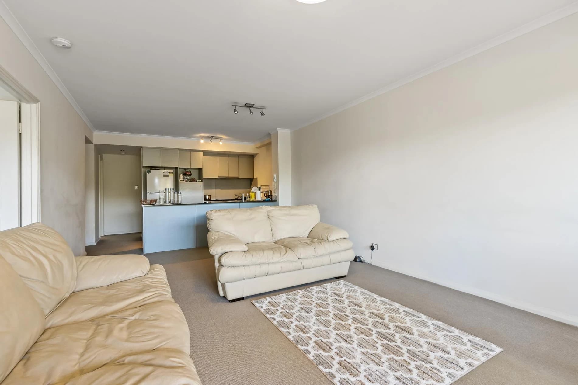 6/27 Falkirk Avenue, MAYLANDS WA 6051, Maylands - Thumbnail 2