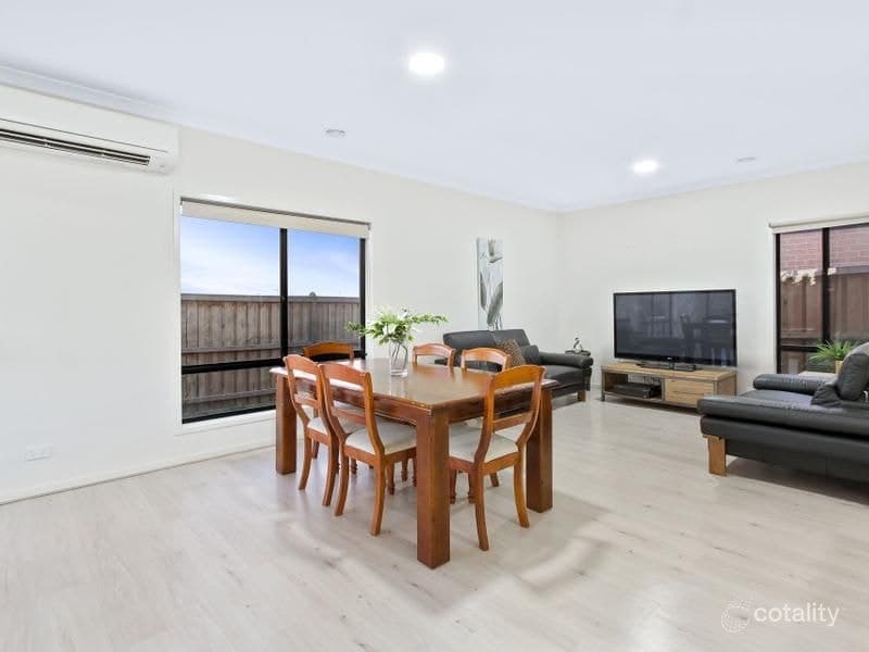 7 Reina Court, Clyde North - Thumbnail 6