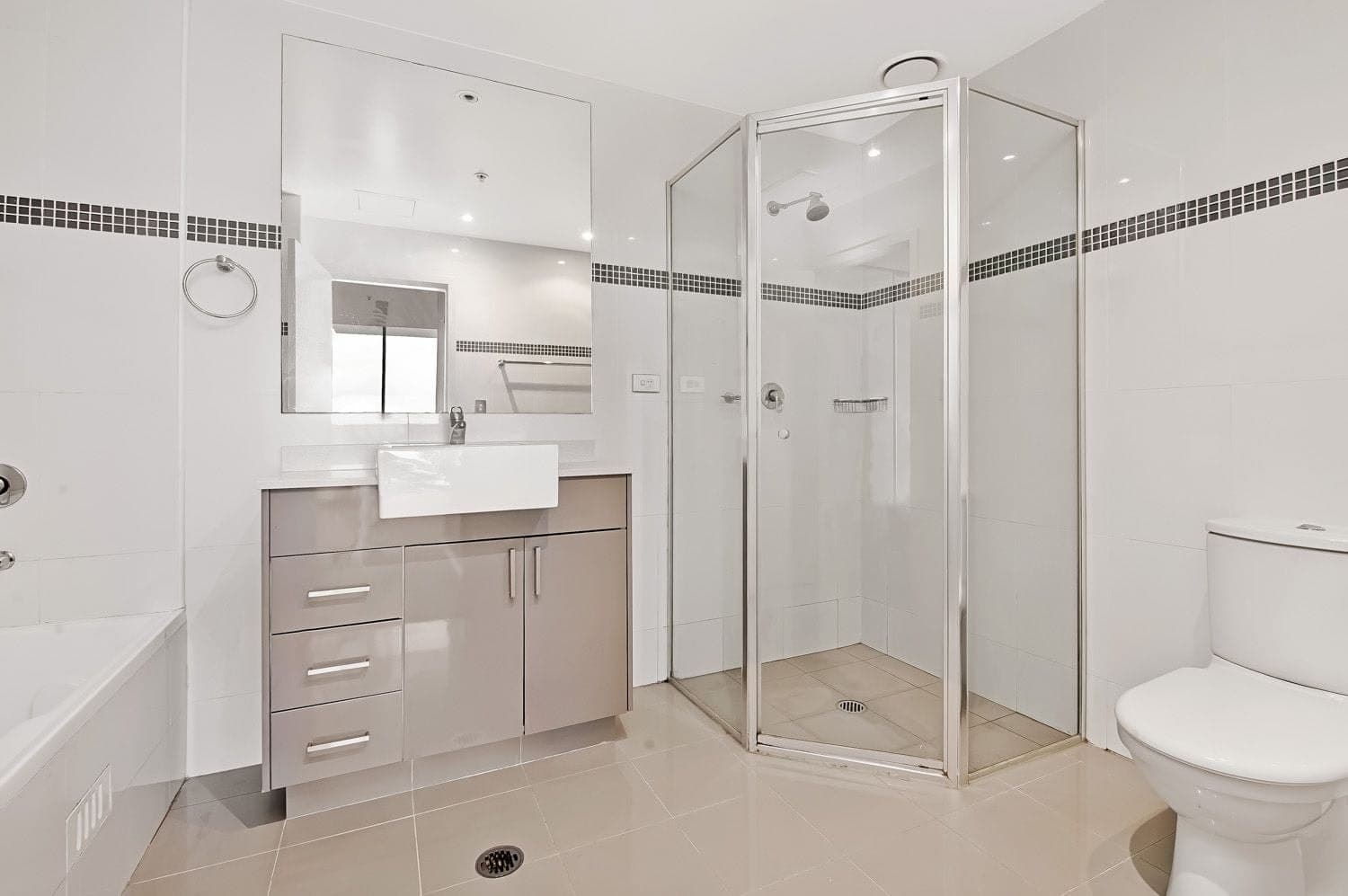 1613/1C Burdett Street, Hornsby, Hornsby - Thumbnail 3