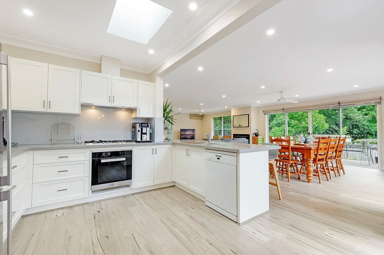 4 Selwyn Close, Pennant Hills, Pennant Hills - Thumbnail 2