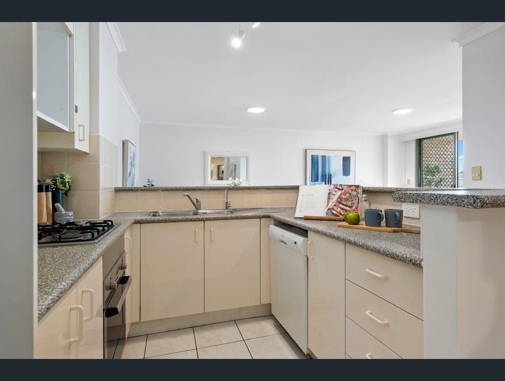 33/107-115 Pacific Highway, Hornsby, Hornsby - Thumbnail 8