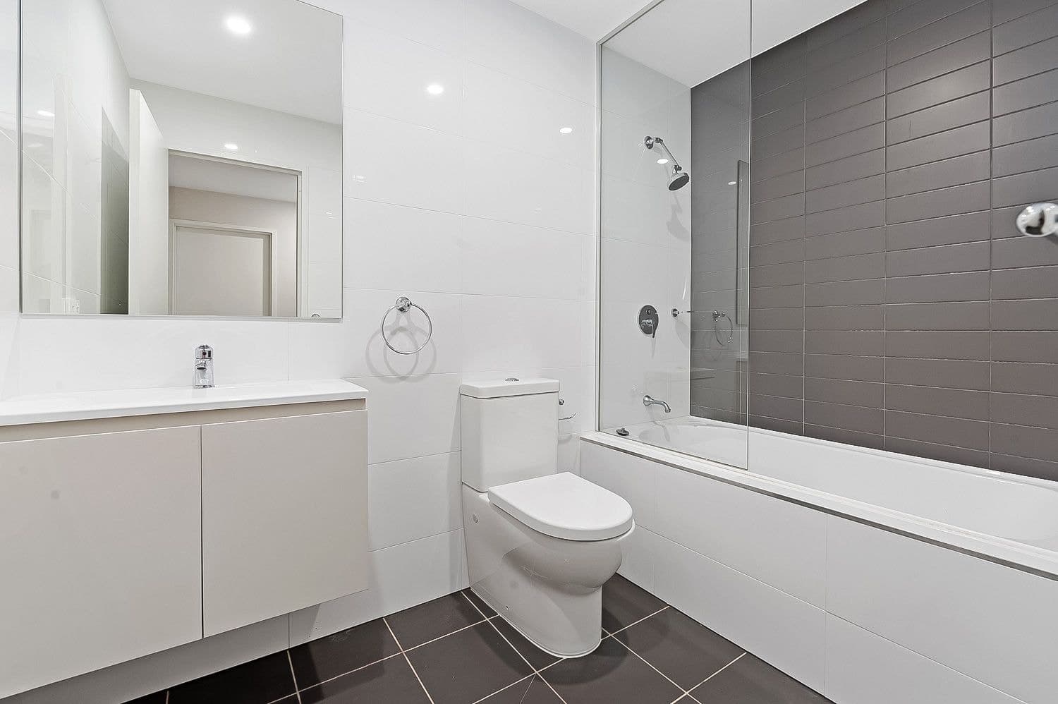 127/1 Meryll Avenue, Baulkham Hills, Baulkham Hills - Thumbnail 5