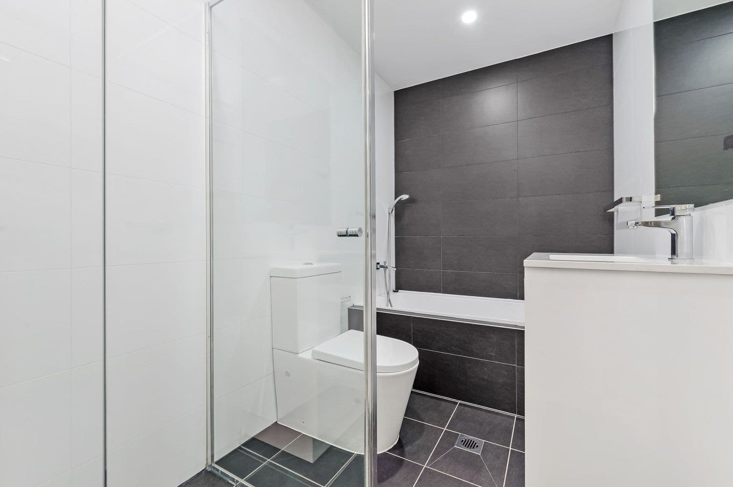 28/11 Thornleigh Street, Thornleigh, 28/11 Thornleigh Street - Thumbnail 6