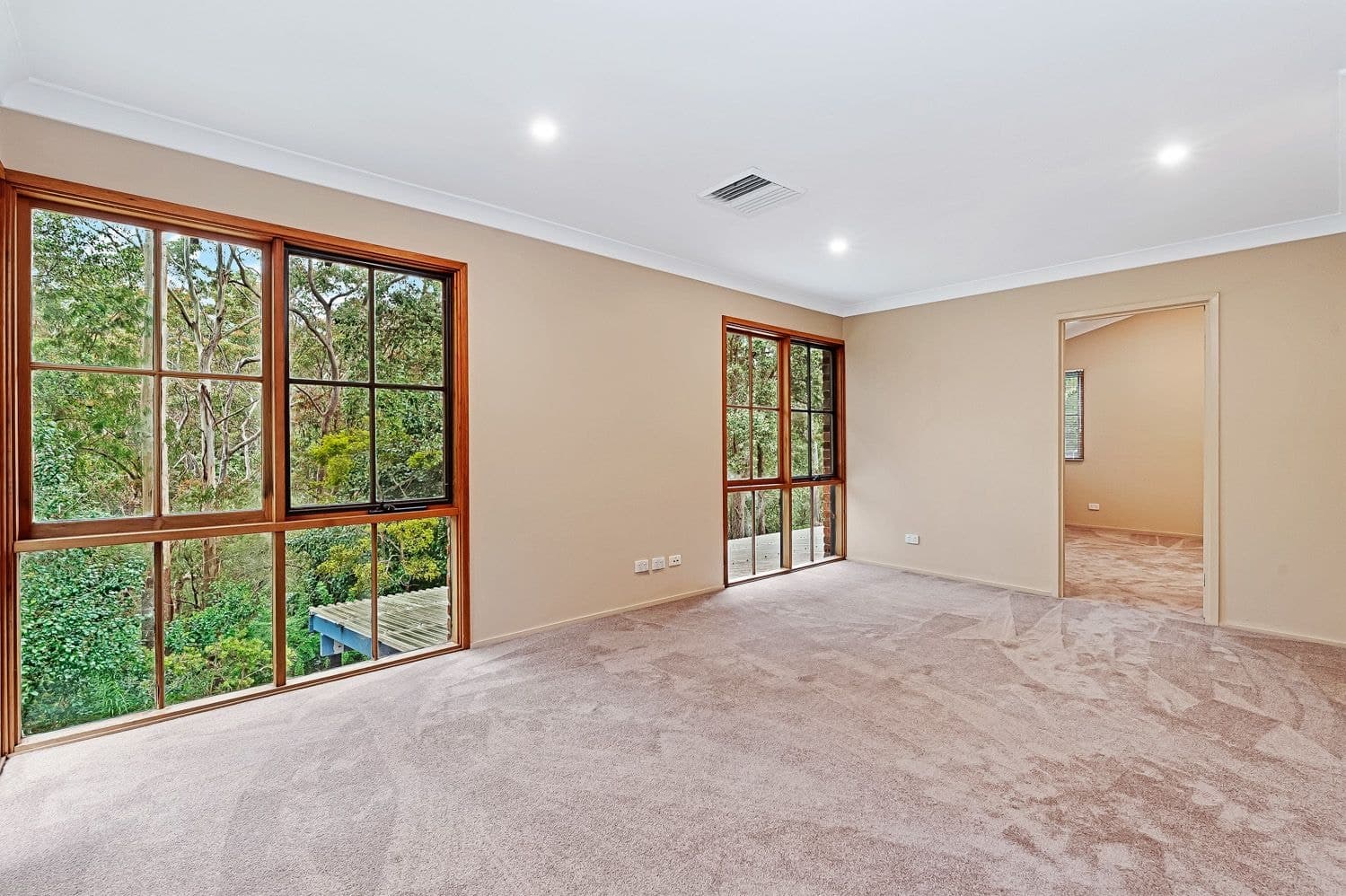 11 Joyce Place, Dural, Dural - Thumbnail 5