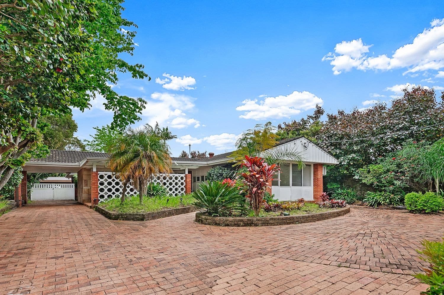 239 Peats Ferry Road, Hornsby, Hornsby - Thumbnail 2